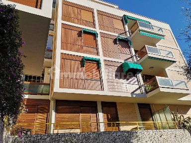 Trilocale viale Giosuè Carducci 89, Corso degli Inglesi, Sanremo