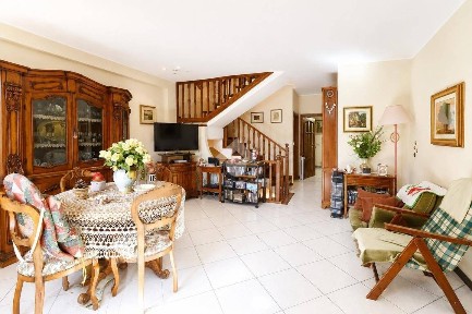 Villa a schiera via Pasteur, Cesure - Valenza, Terni