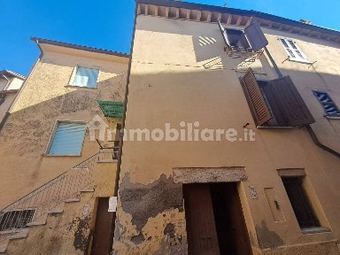 Villa a schiera via umberto primo, Centro, Alviano