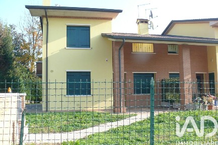 Villa bifamiliare via Don G Stefani, Centro, Quinto Vicentino