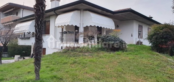 Villa unifamiliare via Matteotti 8, Centro, Bolzano Vicentino