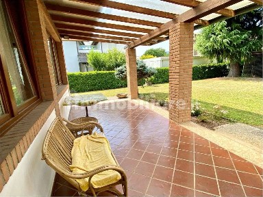 Villa bifamiliare via Cerchiari, 24, Centro, Isola Vicentina