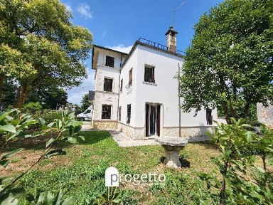 Villa unifamiliare 250 m², Centro, Longare
