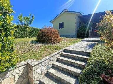 Villa unifamiliare Strada Provinciale Colle Marini Colle Cioffi Salietto, Isernia