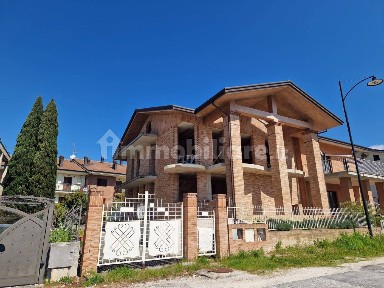 Villa unifamiliare via Niccolò Paganini, Centro, Isernia