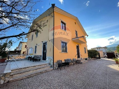Villa unifamiliare via Neri 6, Rocchetta Nuova, Rocchetta a Volturno