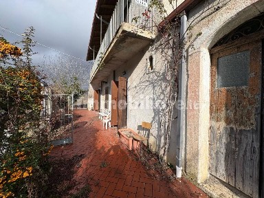 Villa unifamiliare via Acqua Solfurea, Isernia
