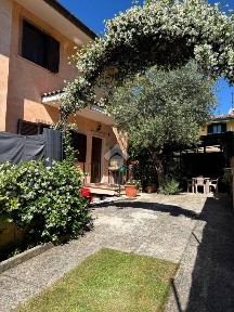 Villa plurifamiliare via marchese a. del prete 5, Pozzilli