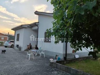 Villa unifamiliare via Vignale, 21, Macchia d'Isernia