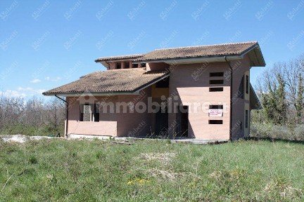 Villa unifamiliare Contrada Castagna sn, Isernia