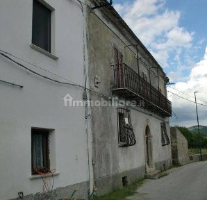 Villa unifamiliare via Madonna Delle Grotte 80, Rocchetta Nuova, Rocchetta a Volturno
