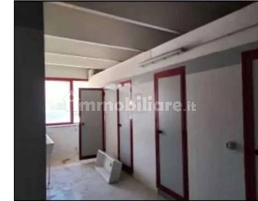 Capannone all'asta via Isca della Botte, Baragiano