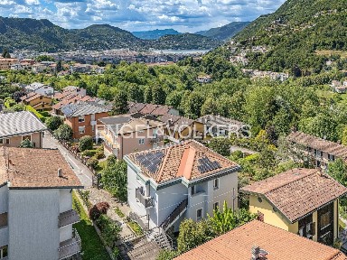 Como, Lora, Via Francesco Capiaghi