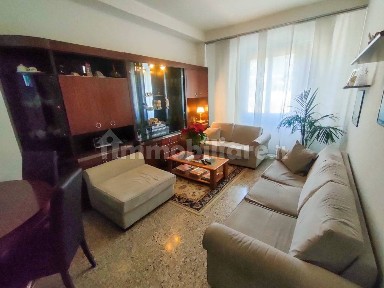 Como, Borghi, Via Palestro, 7A