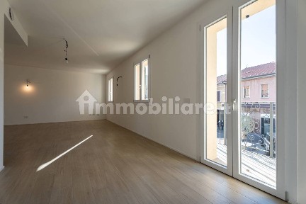 Mariano Comense, Piazza Roma, 68