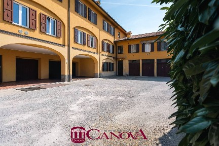 Vertemate con Minoprio, Via Carcano