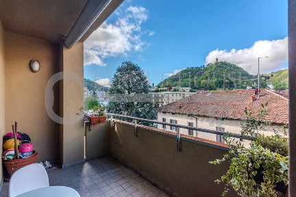 Como, Borghi, Via Francesco Anzani