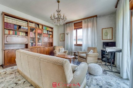 Trilocale via Gaetano Donizetti 26, Centro, Cassina Rizzardi