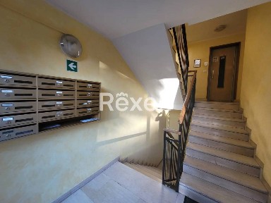 Trilocale via Plinio, 16, Centro, Erba