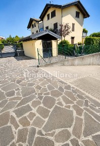 Trilocale ottimo stato, su più livelli, Centro, Olgiate Comasco