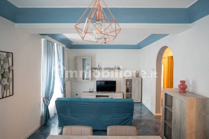 Como, Borghi, Via Milano, 18