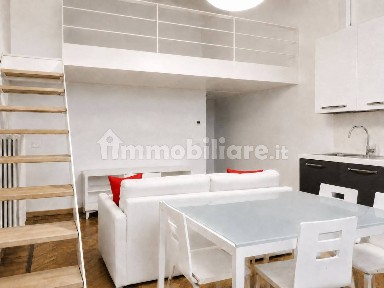 Bilocale via Luigi Cadorna 18, Borghi, Como