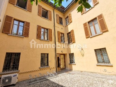Bilocale via Paolo Giovio 43, Centro Storico, Como