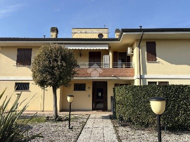 Suzzara, Via Licausi, 17