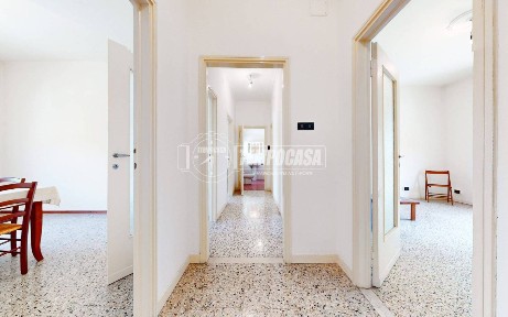 Mantova, Valletta Paiolo, Viale Luigi Vaschi 14