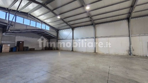 Magazzino - Deposito in Affitto