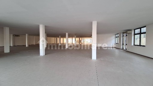Magazzino - Deposito in Affitto
