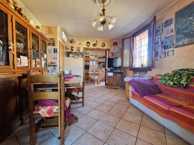 Trilocale via Giuseppe Verdi 9, Borgoforte, Borgo Virgilio