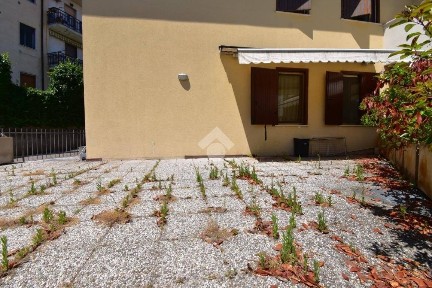 Trilocale via P. C. Beschi, Centro, Castiglione delle Stiviere