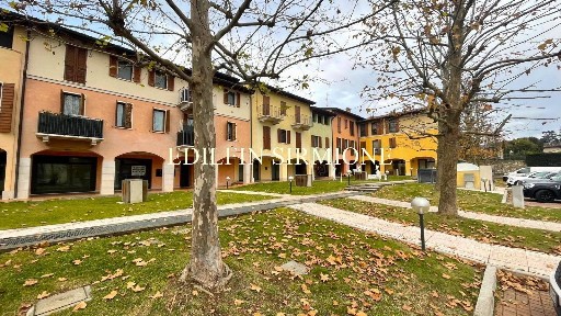 Solferino, Viale Henry Dunant, 29
