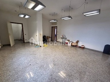 Trilocale via Porto, Centro, Mantova