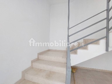 Trilocale via Ippolito Nievo, Centro, Suzzara