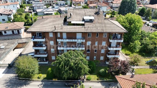 Quadrilocale via Roma 10, Centro, Lurate Caccivio