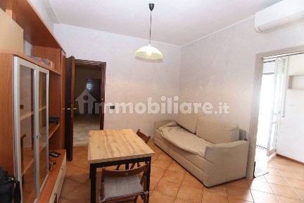Bilocale viale Trieste 92, Centro, Olgiate Comasco