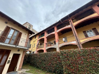 Figino Serenza, Via Crocifisso