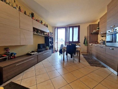 Trilocale via Giuseppe Verdi 9, Borgoforte, Borgo Virgilio