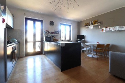 Trilocale via Gramsci 1, Sant'antonio, Porto Mantovano