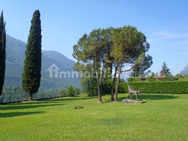 Carlazzo, Via Cezza