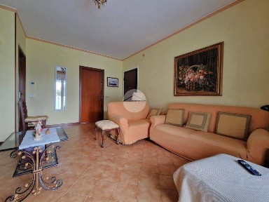 Quadrilocale via fratelli cervi 33, Cerese, Borgo Virgilio