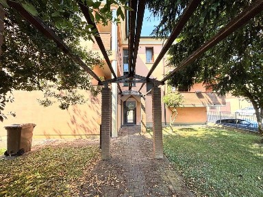Gonzaga, Via Odino Braglia, 11