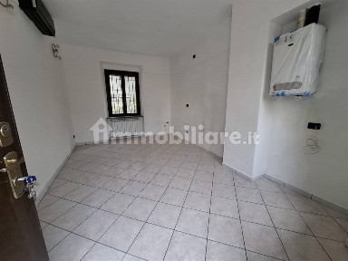 Trilocale piazza Umberto I 13, Cabiate