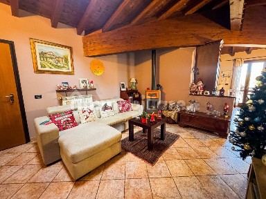 Casalmoro, Via Marie Curie
