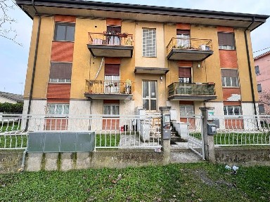 Suzzara, Via Giosuè Carducci, 27