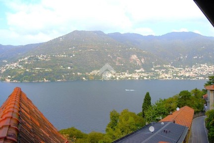 Blevio, Via E. Caronti, 64
