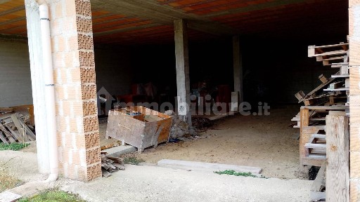 Magazzino - Deposito in Vendita