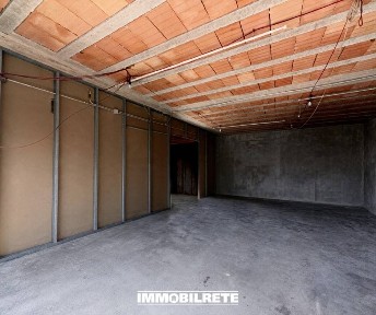 Magazzino - Deposito in Vendita